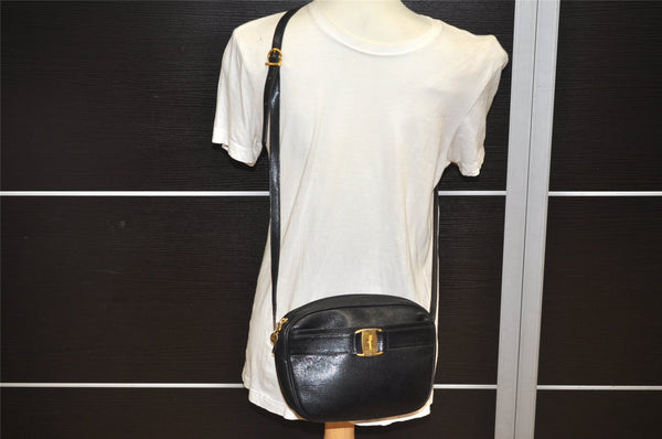 Authentic Salvatore Ferragamo Vara Shoulder Body Cross Bag Leather Black 0818K