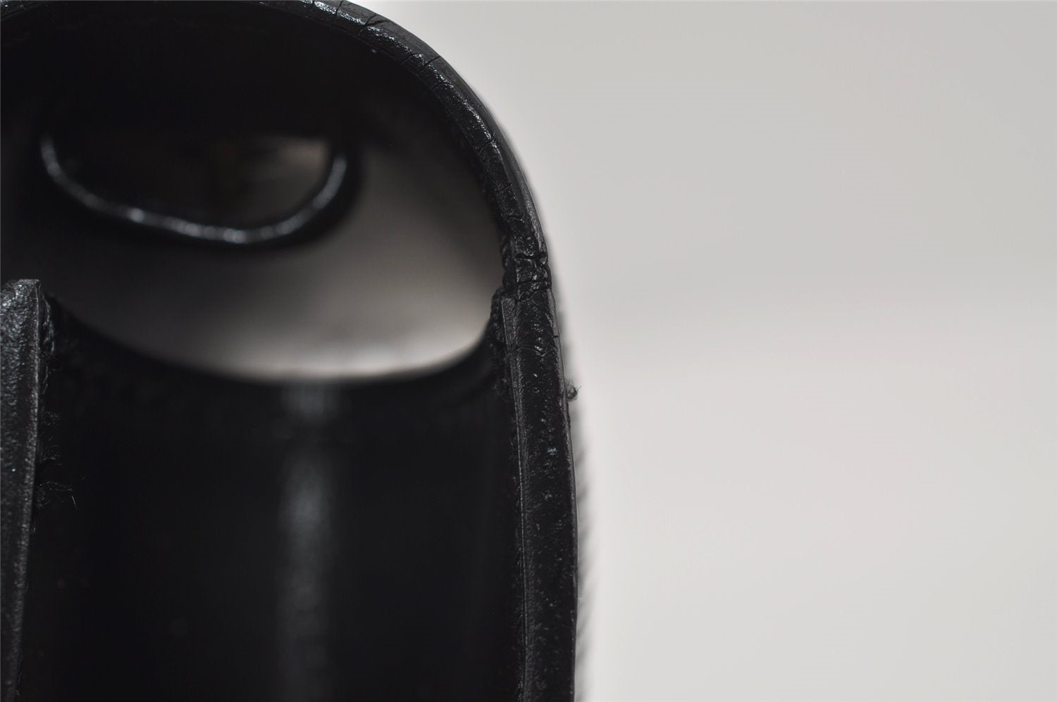 Auth Louis Vuitton Epi Arche 2Way Shoulder Clutch Bag Black M52572 LV Junk 0821J