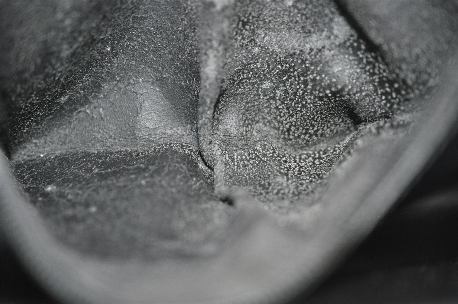 Auth Louis Vuitton Epi Arche 2Way Shoulder Clutch Bag Black M52572 LV Junk 0821J