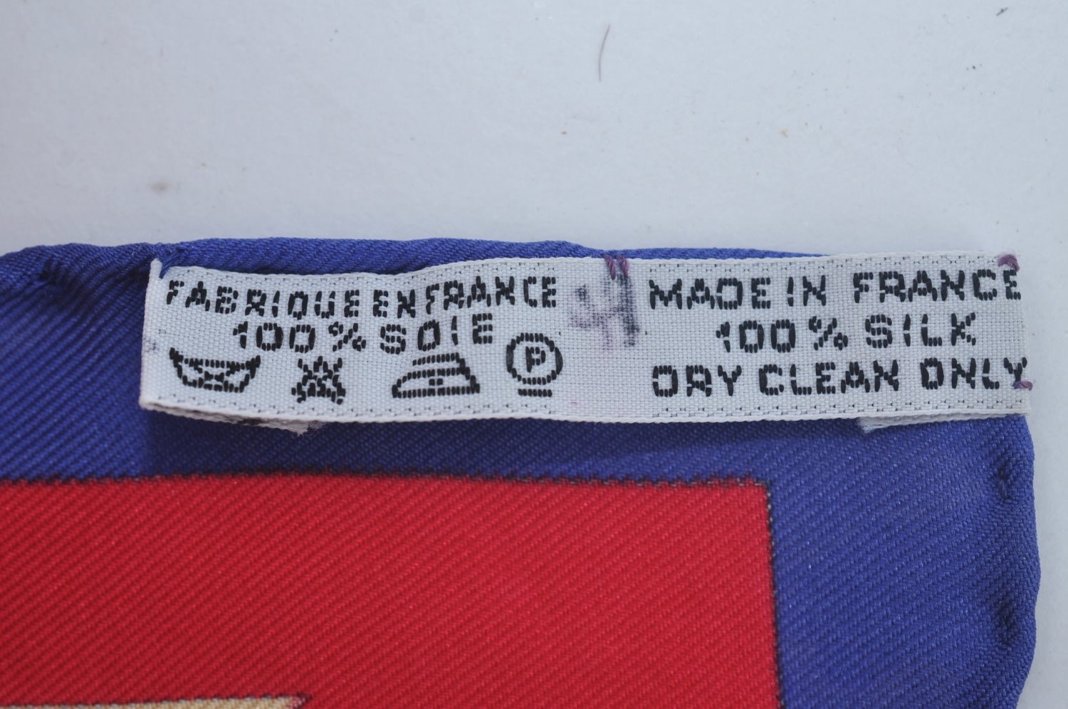 Authentic HERMES Carre 90 Scarf 