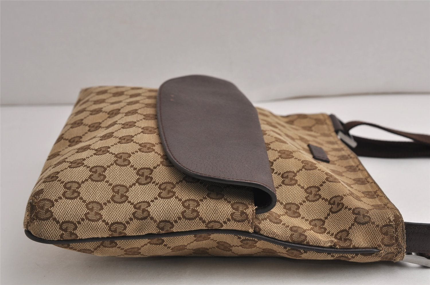 Authentic GUCCI Shoulder Cross Body Bag GG Canvas Leather 256100 Brown 0835K