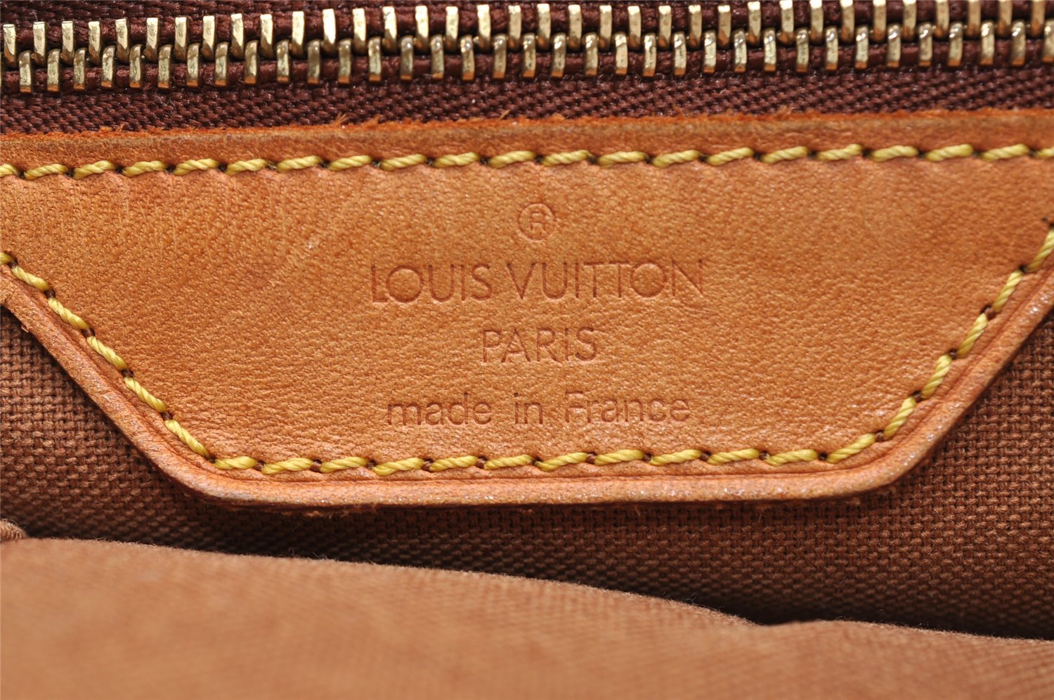 Authentic Louis Vuitton Monogram Cabas Mezzo Shoulder Tote Bag M51151 LV 0837I