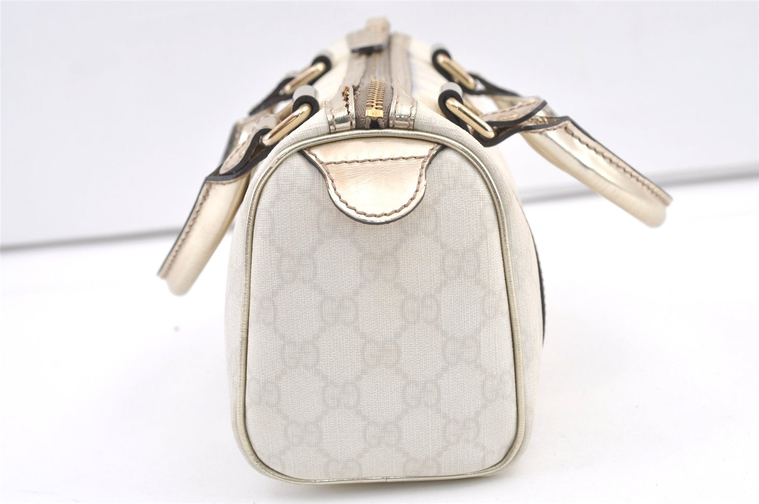 Authentic GUCCI Vintage Hand Boston Bag Purse GG PVC Leather 193604 White 0838K