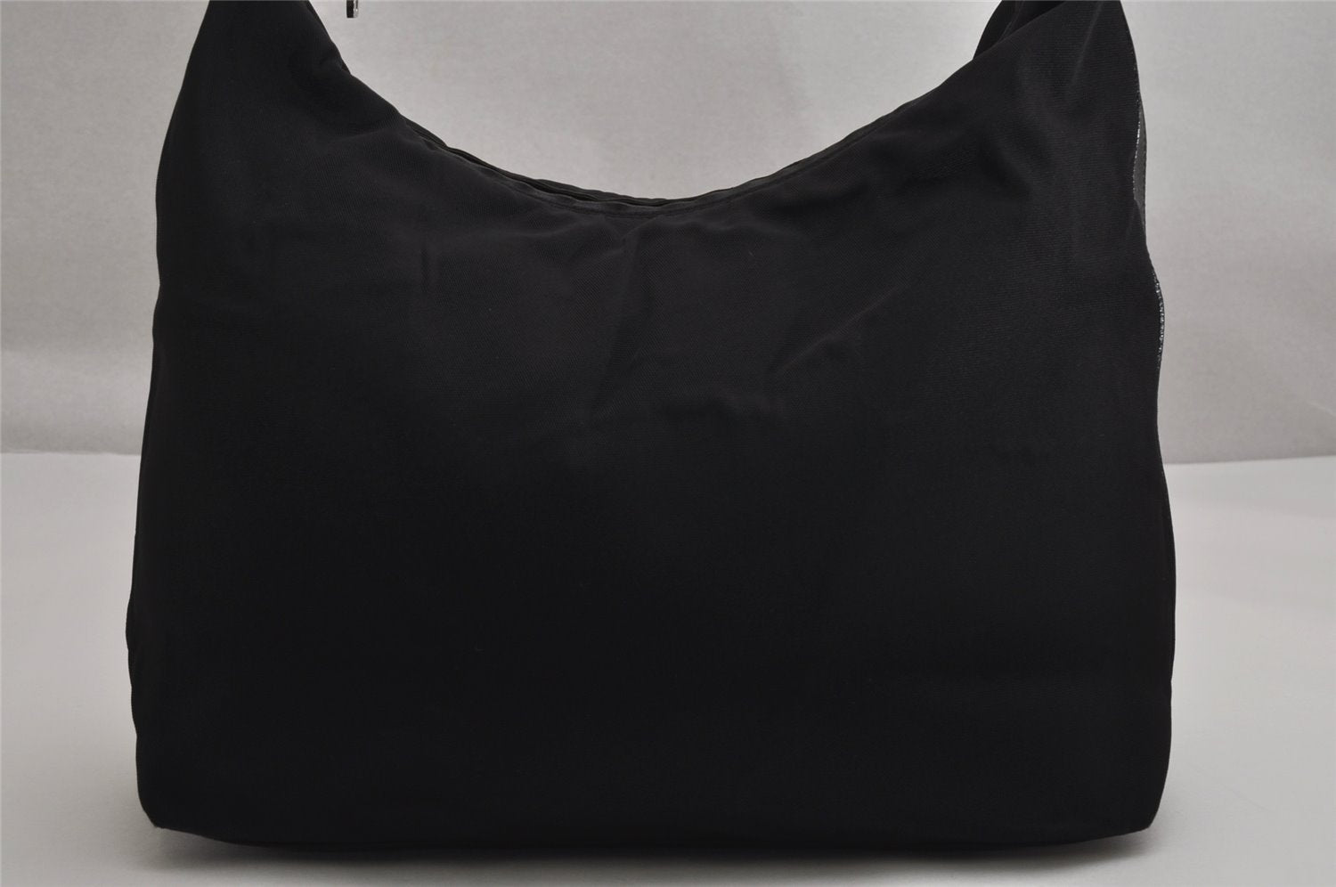 Authentic GUCCI Vintage Shoulder Bag Nylon Leather Black 0840K