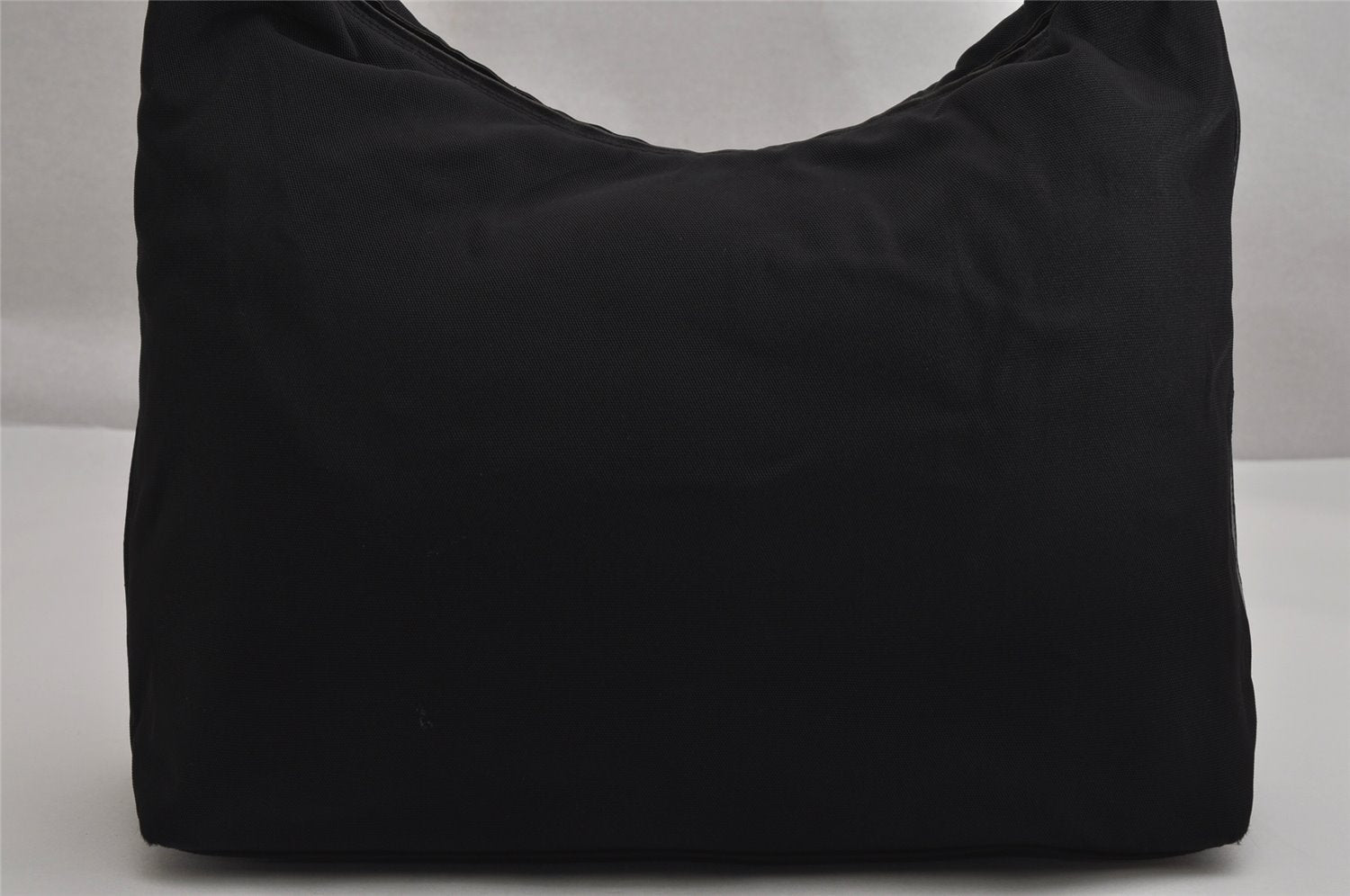 Authentic GUCCI Vintage Shoulder Bag Nylon Leather Black 0840K