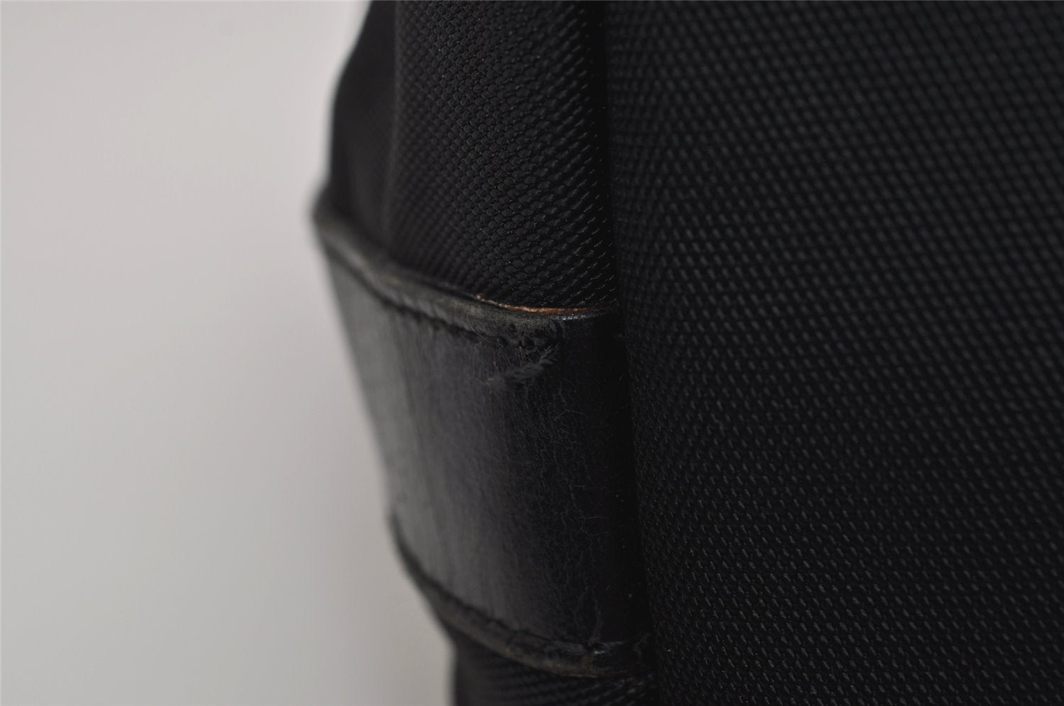 Authentic GUCCI Vintage Shoulder Bag Nylon Leather Black 0840K