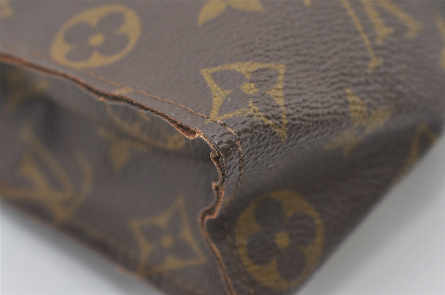 Auth Louis Vuitton Monogram Poche Toilette 26 Cosmetics Pouch Old Model LV 0841J