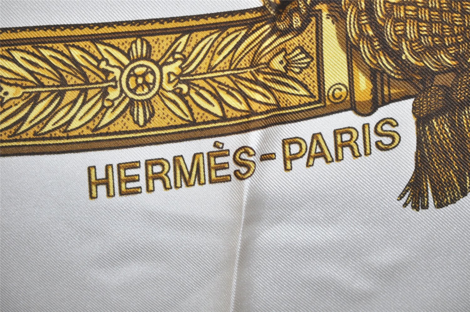 Authentic HERMES Carre 90 Scarf 