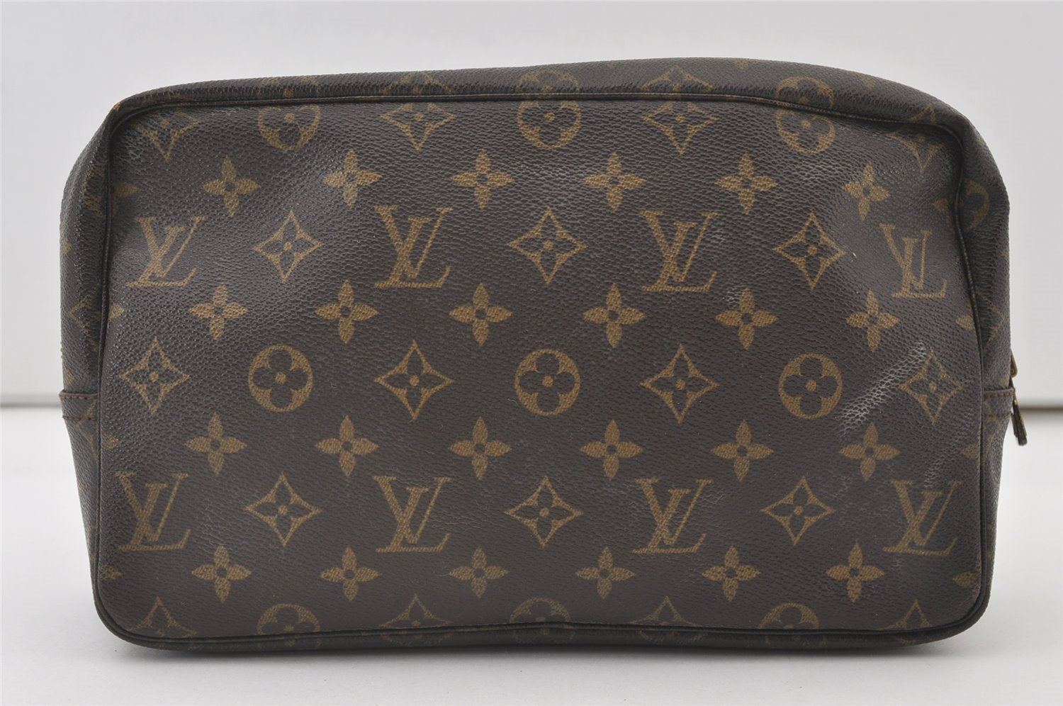 Auth Louis Vuitton Monogram Trousse Toilette 28 Clutch Hand Bag M47522 LV 0846J