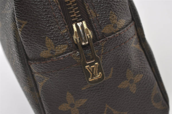 Auth Louis Vuitton Monogram Trousse Toilette 28 Clutch Hand Bag M47522 LV 0846J