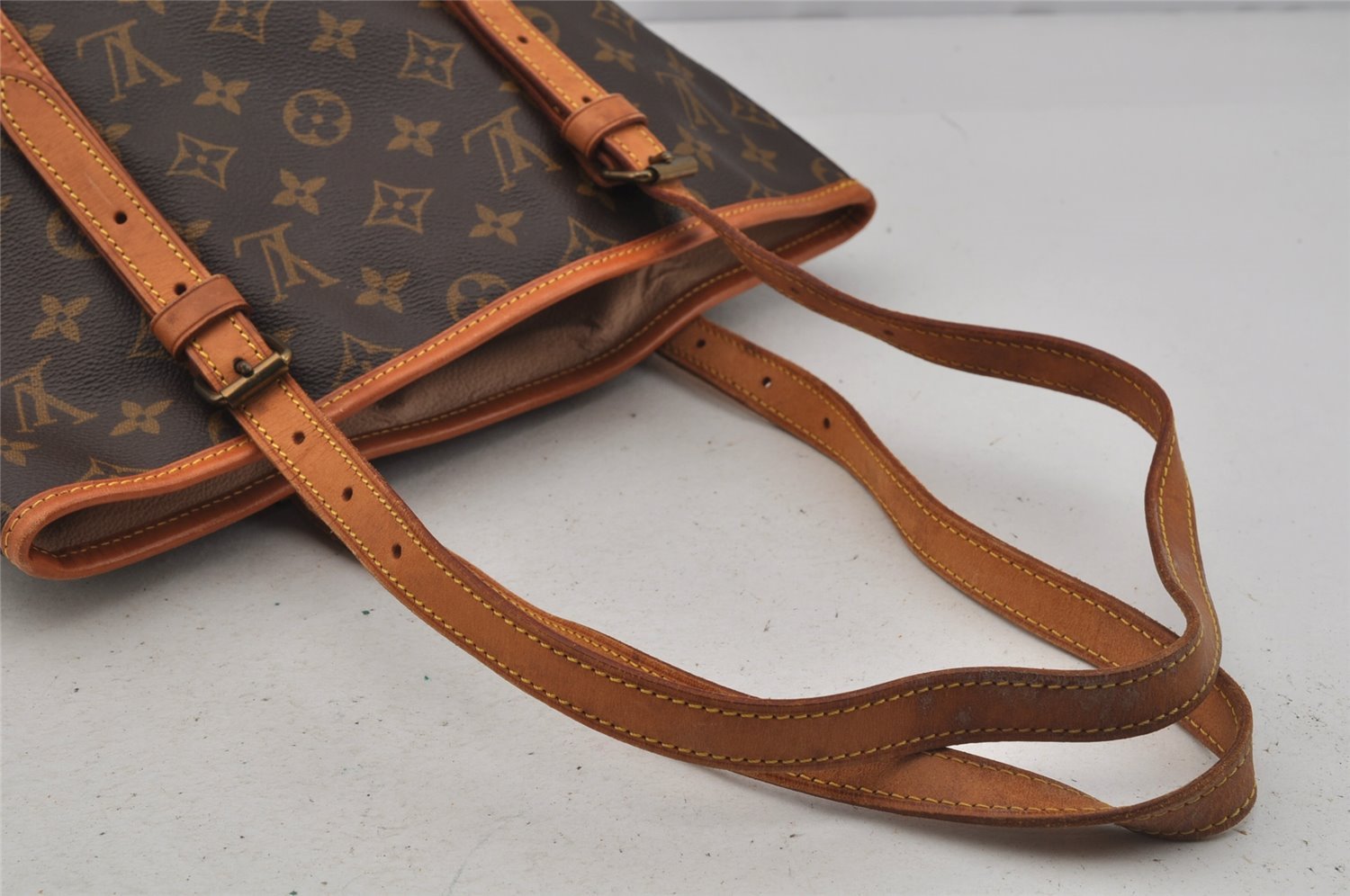 Authentic Louis Vuitton Monogram Bucket GM Shoulder Tote Bag M42236 LV 0852J