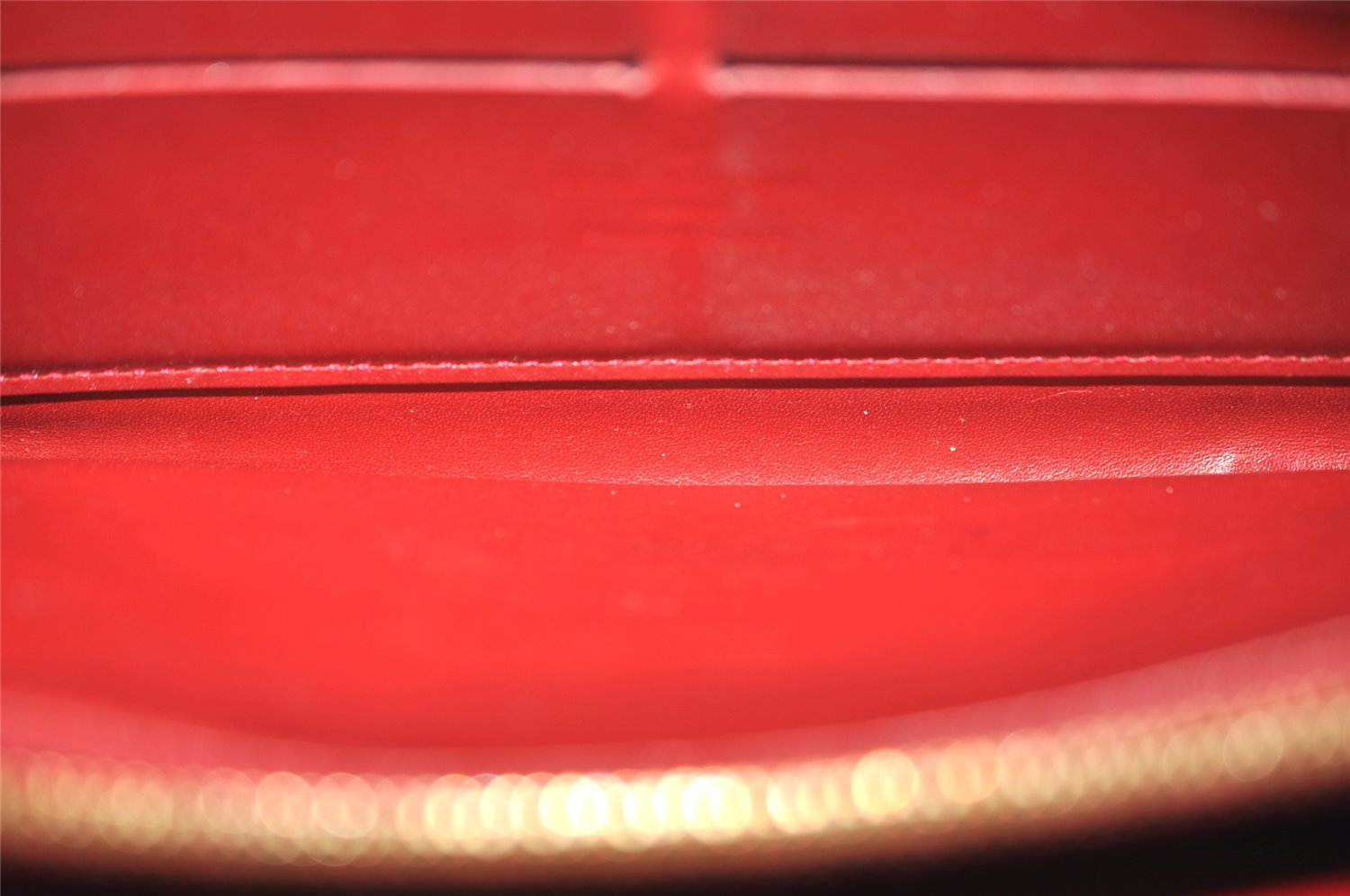 Authentic Louis Vuitton Vernis Zippy Wallet Long Purse Red M91981 LV 0854K