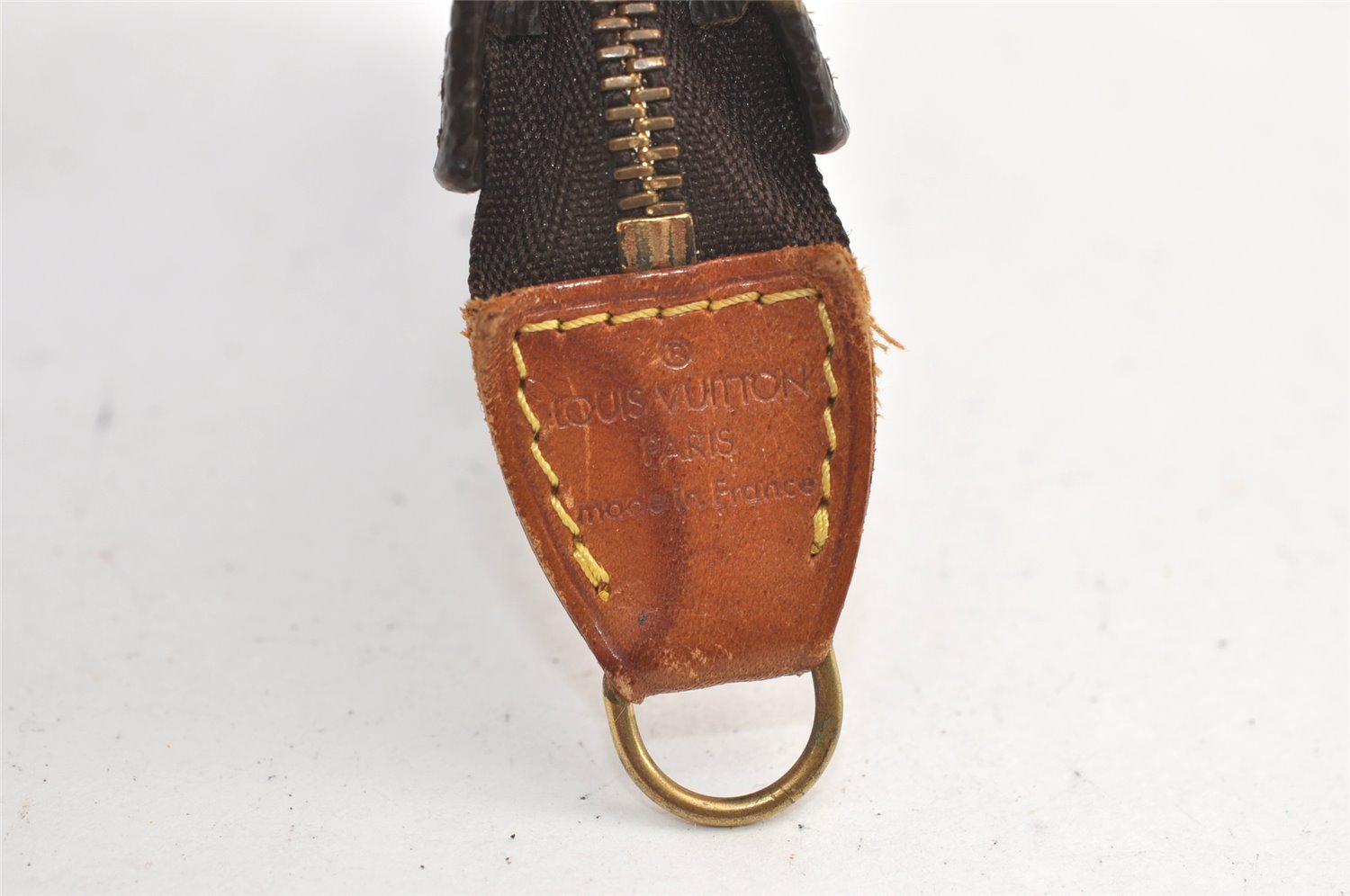 Authentic Louis Vuitton Monogram Pouch For Bucket GM LV 0860K