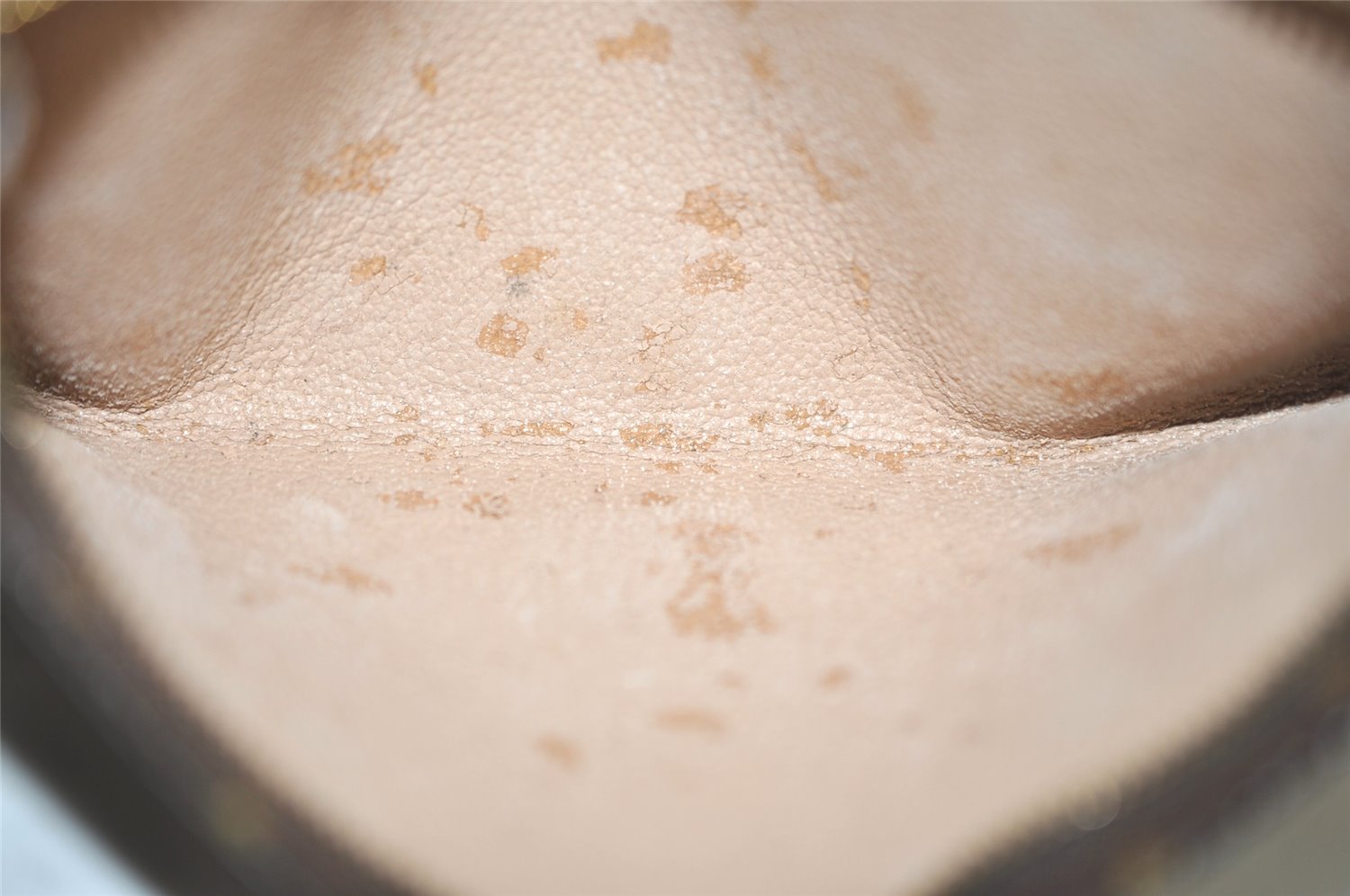 Authentic Louis Vuitton Monogram Pouch For Bucket GM LV 0860K