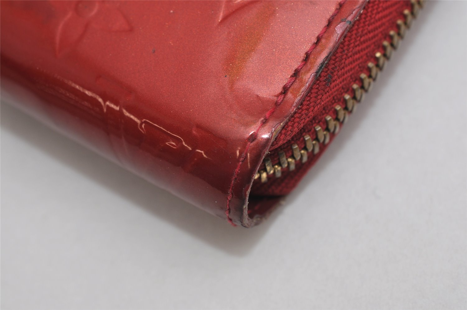 Authentic Louis Vuitton Vernis Zippy Wallet Long Purse Red M91981 LV 0863K