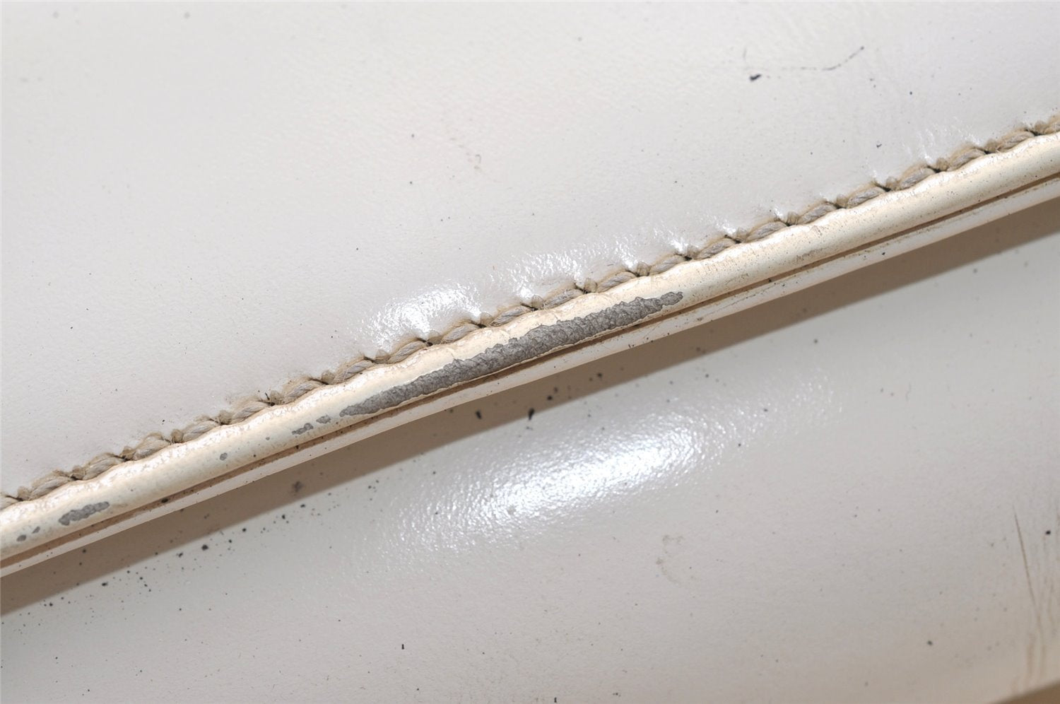 Authentic GUCCI Vintage SOHO Shoulder Hand Bag Purse Enamel White Junk 0865J