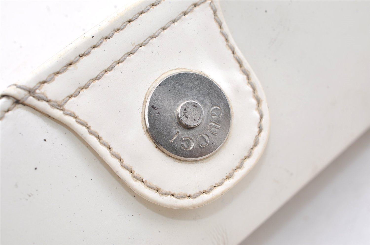 Authentic GUCCI Vintage SOHO Shoulder Hand Bag Purse Enamel White Junk 0865J