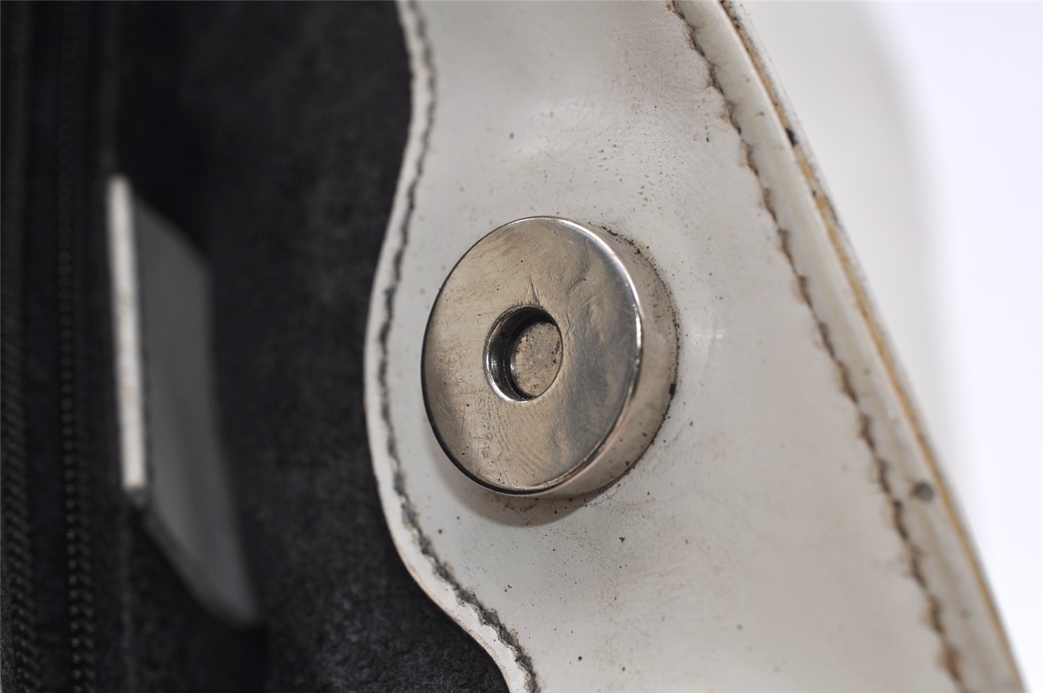 Authentic GUCCI Vintage SOHO Shoulder Hand Bag Purse Enamel White Junk 0865J