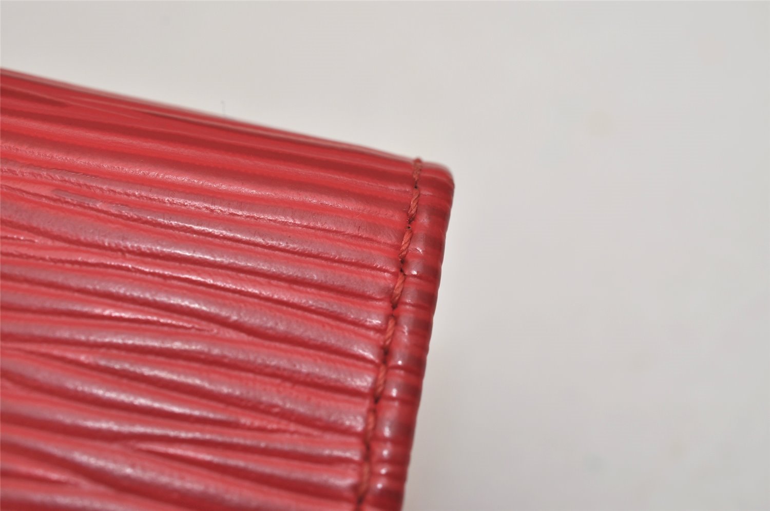 Authentic Louis Vuitton Epi Multicles 4 Key Case Red M63827 LV 0865K