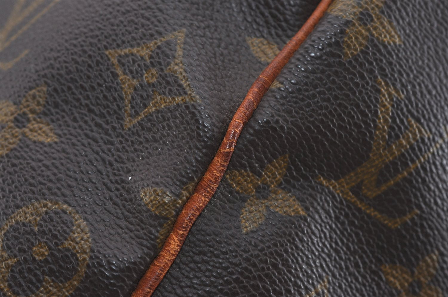 Authentic Louis Vuitton Monogram Keepall 50 Travel Boston Bag M41426 LV 0866I