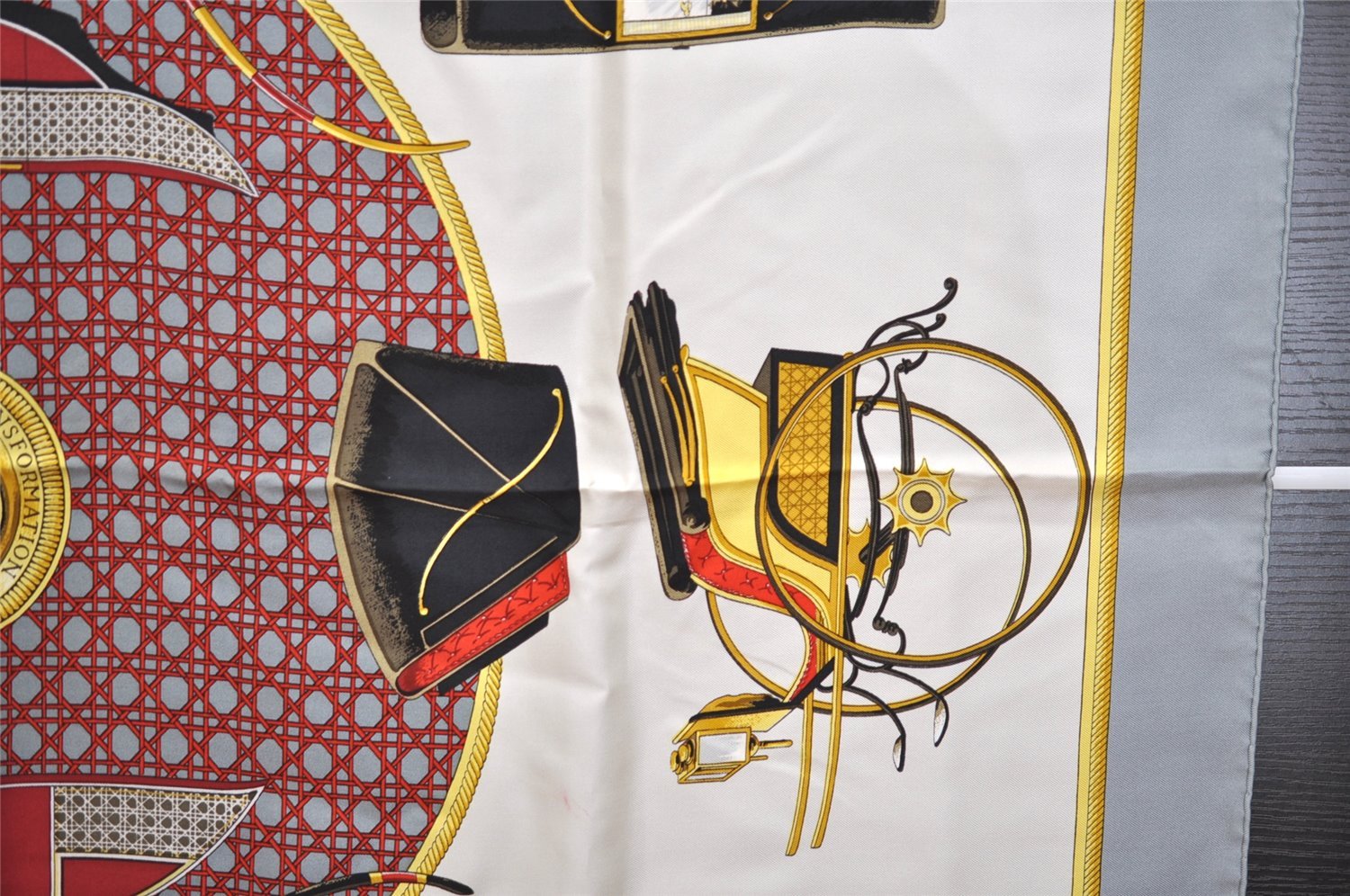 Authentic HERMES Carre 90 Scarf 