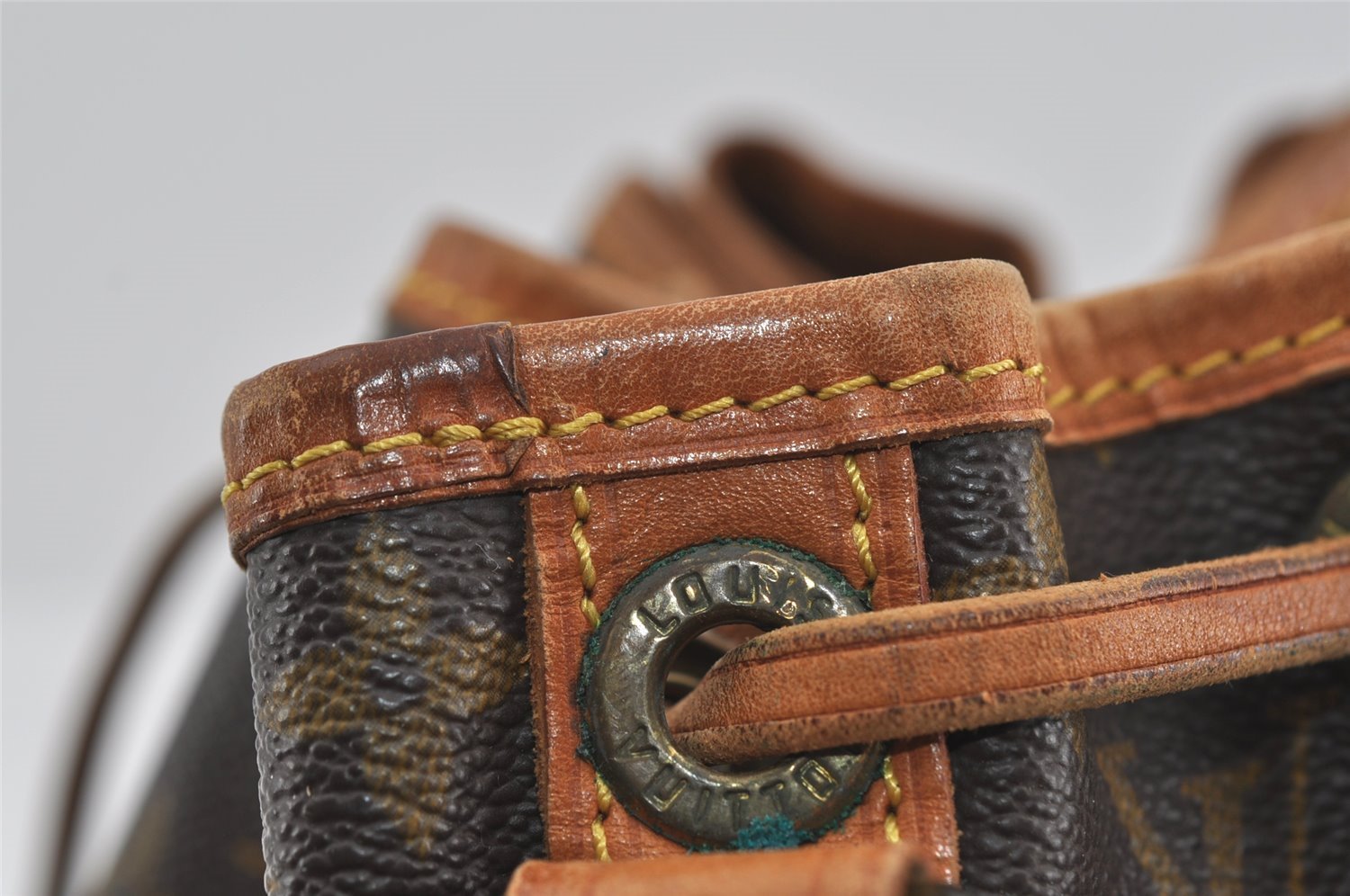 Authentic Louis Vuitton Monogram Petit Noe M42226 Shoulder Drawstring Bag 0881I