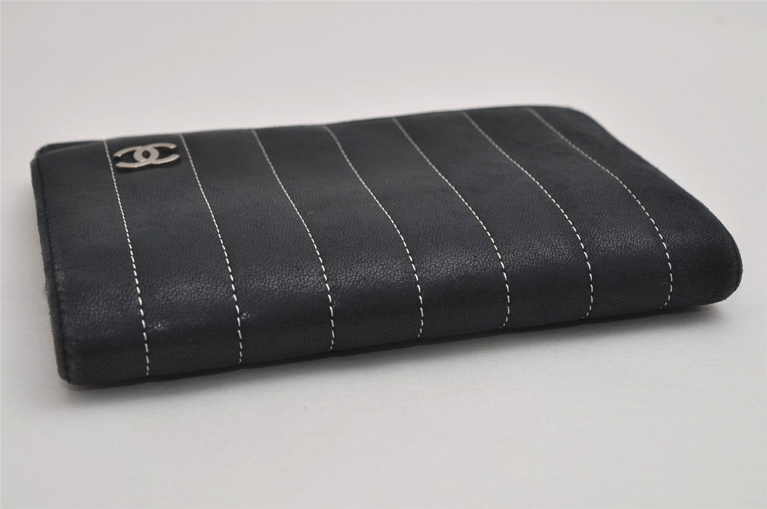 Authentic CHANEL Mademoiselle Lamb Skin Bifold Wallet Purse Pouch Black CC 0882K