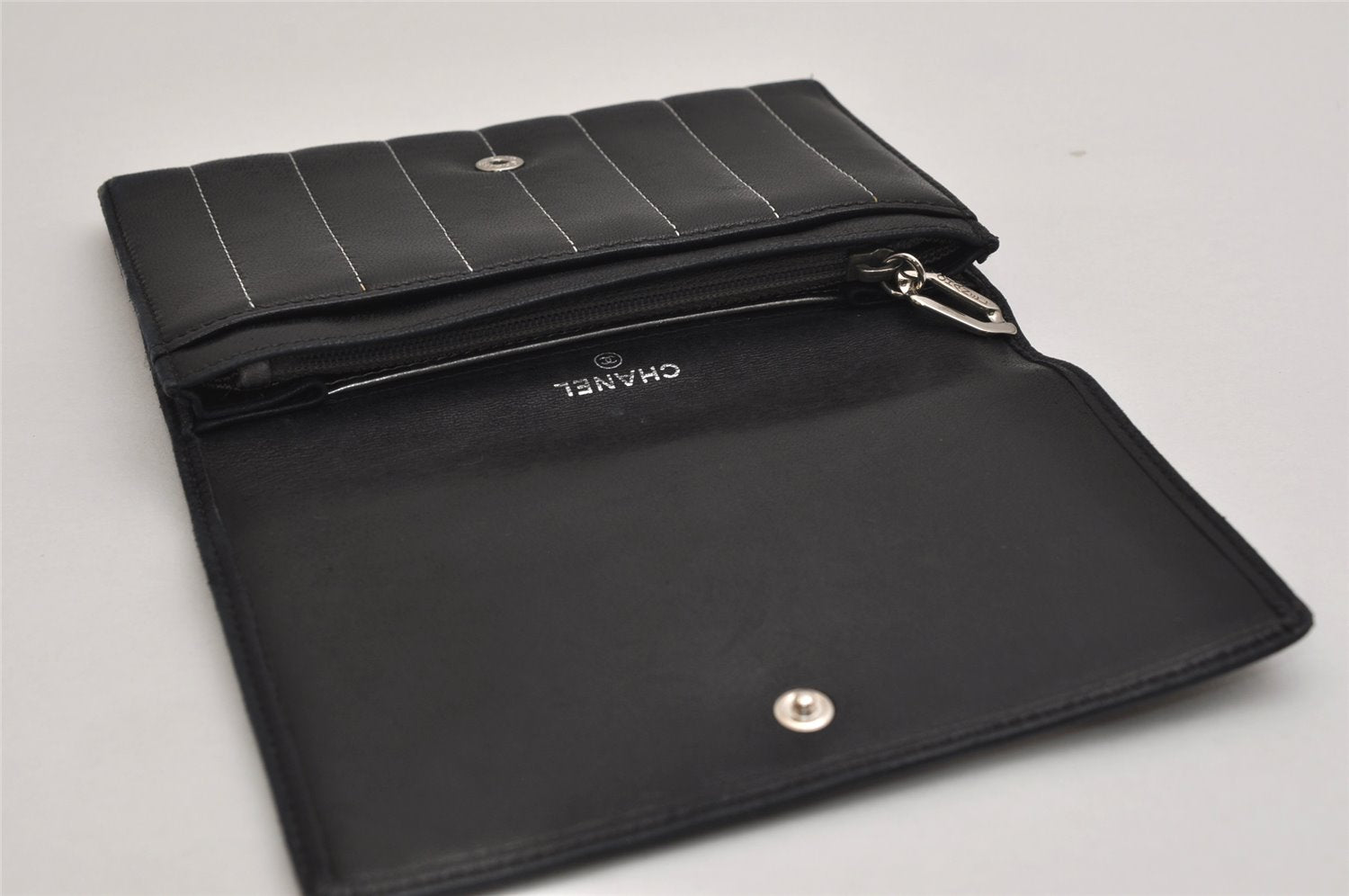 Authentic CHANEL Mademoiselle Lamb Skin Bifold Wallet Purse Pouch Black CC 0882K