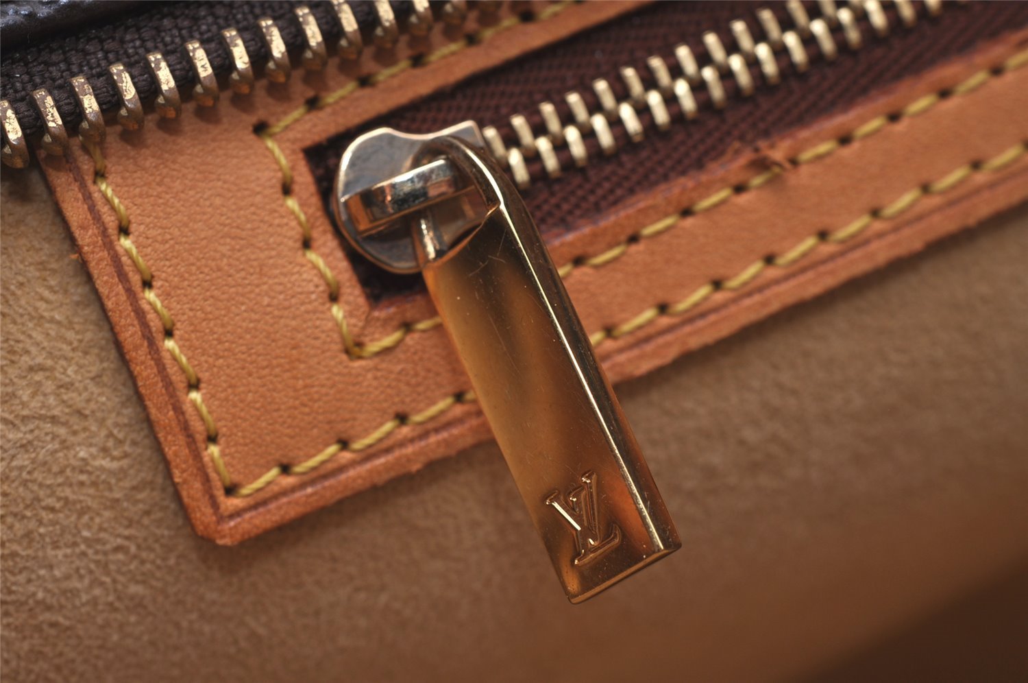 Authentic Louis Vuitton Monogram Luco Shoulder Tote Bag M51155 LV Junk 0883I