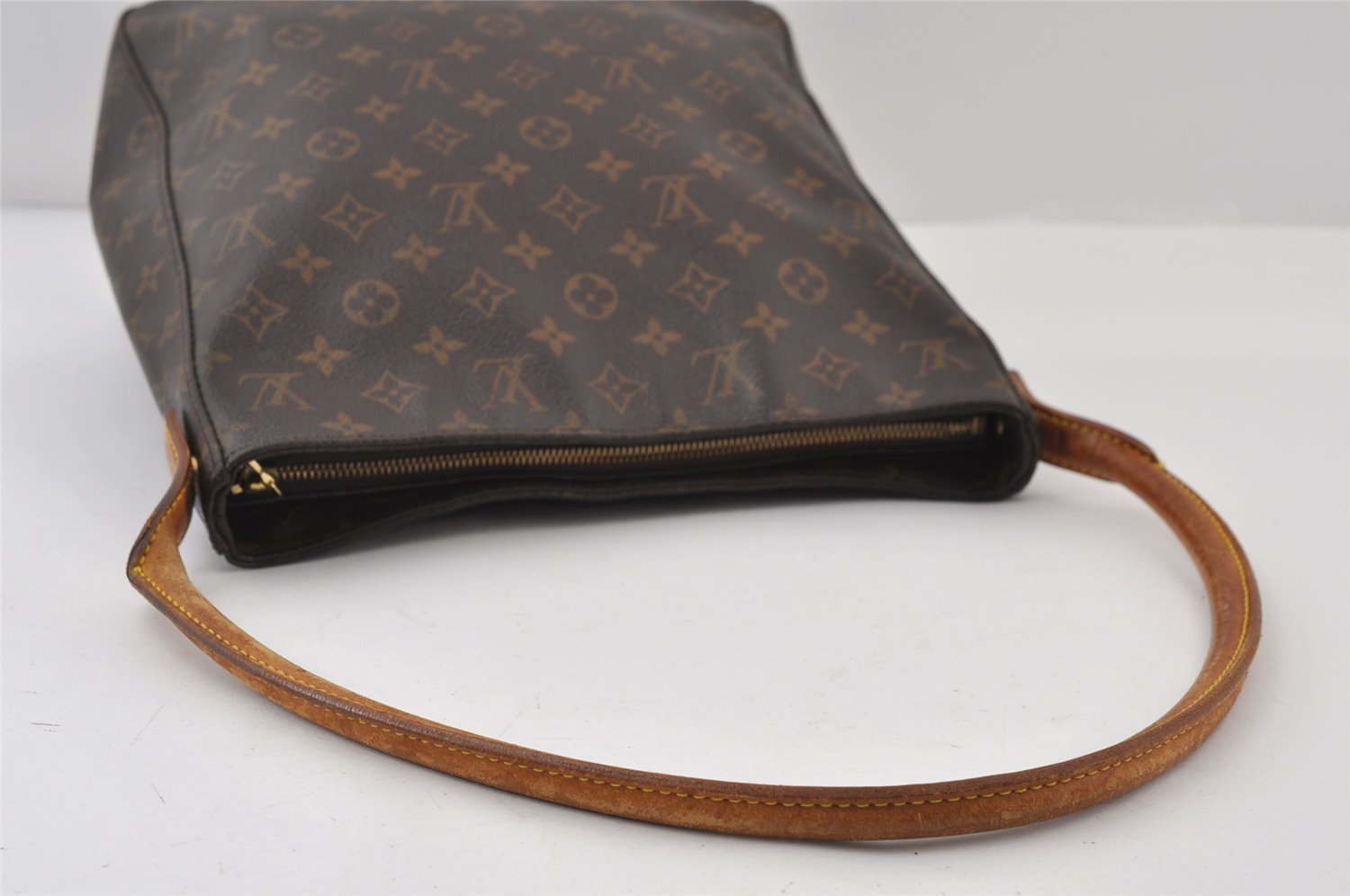Authentic Louis Vuitton Monogram Looping GM Shoulder Bag M51145 LV 0883J