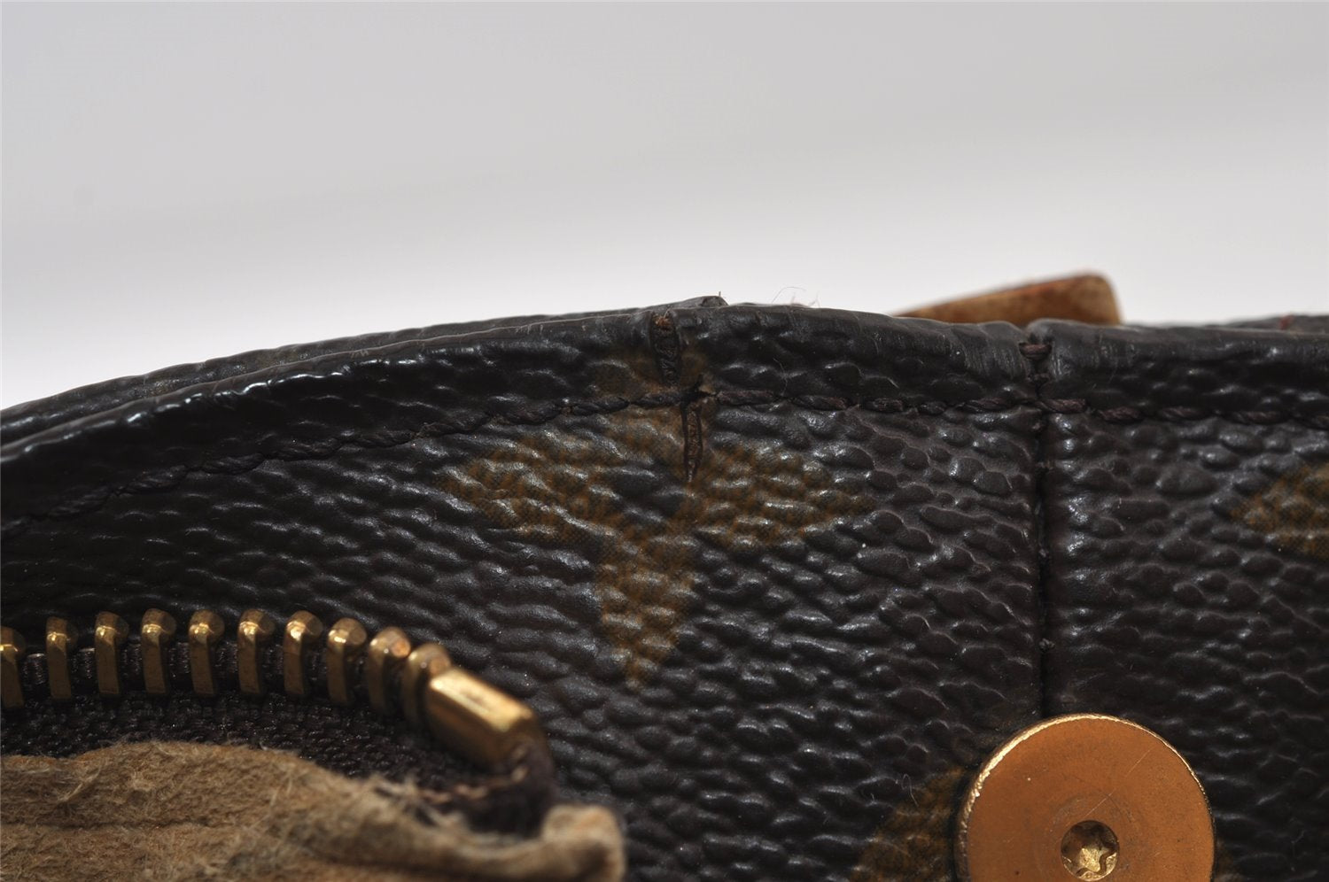 Authentic Louis Vuitton Monogram Looping GM Shoulder Bag M51145 LV 0883J