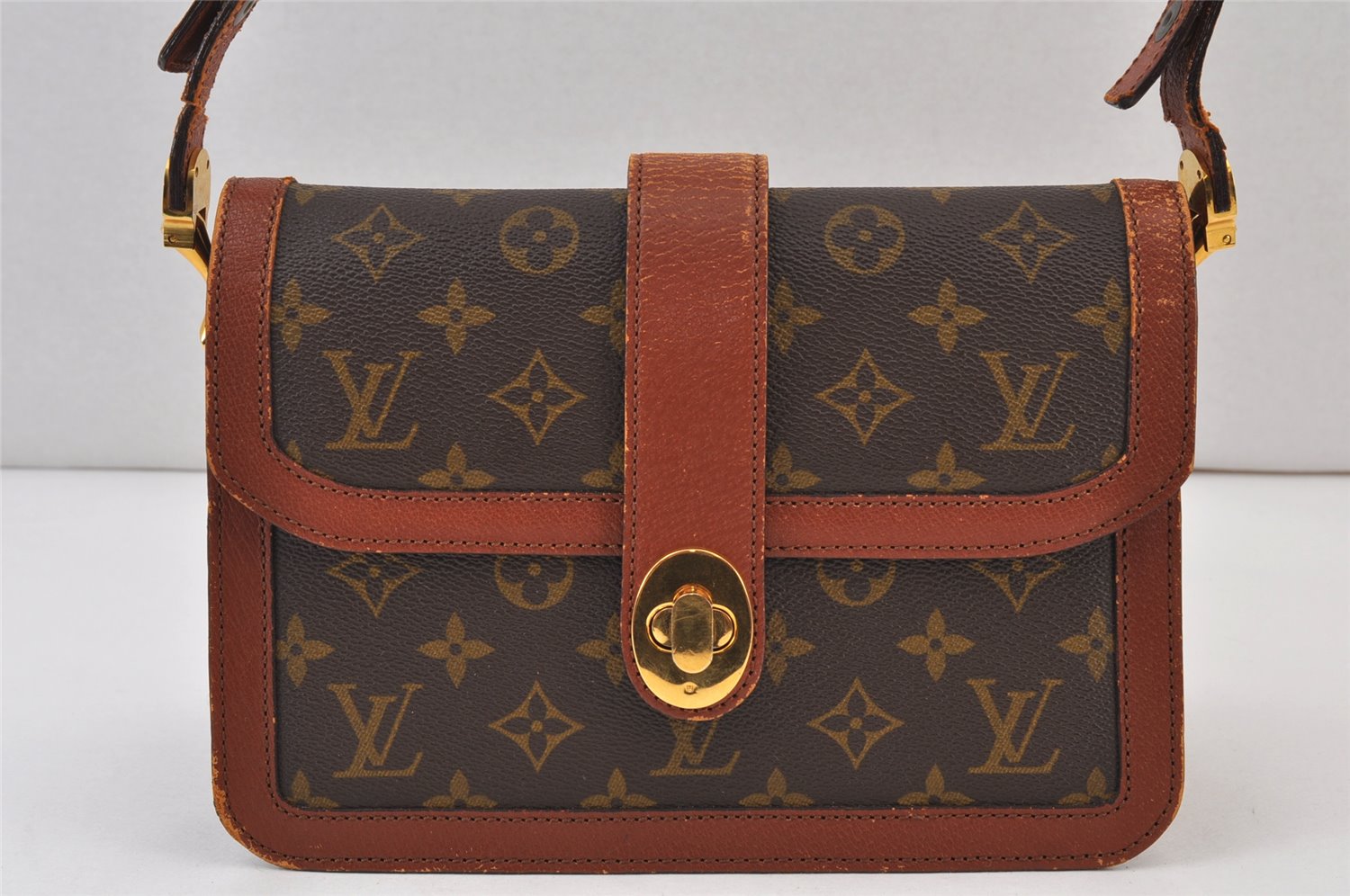 Authentic Louis Vuitton Monogram Sac Vendome Shoulder Bag M51414 LV 0885K