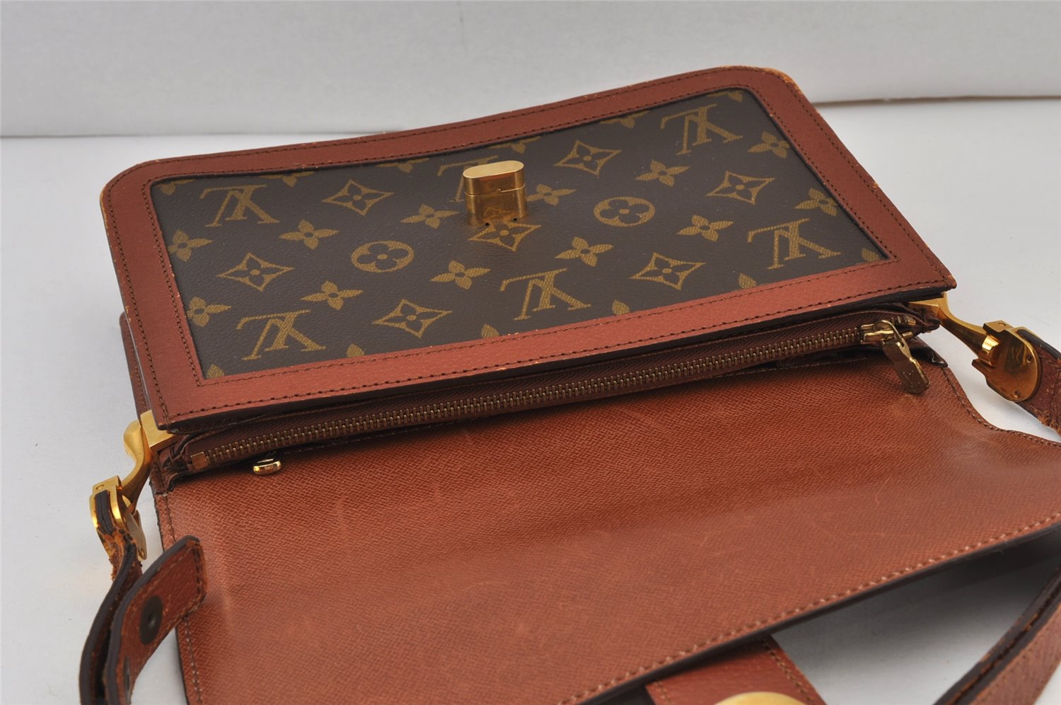 Authentic Louis Vuitton Monogram Sac Vendome Shoulder Bag M51414 LV 0885K