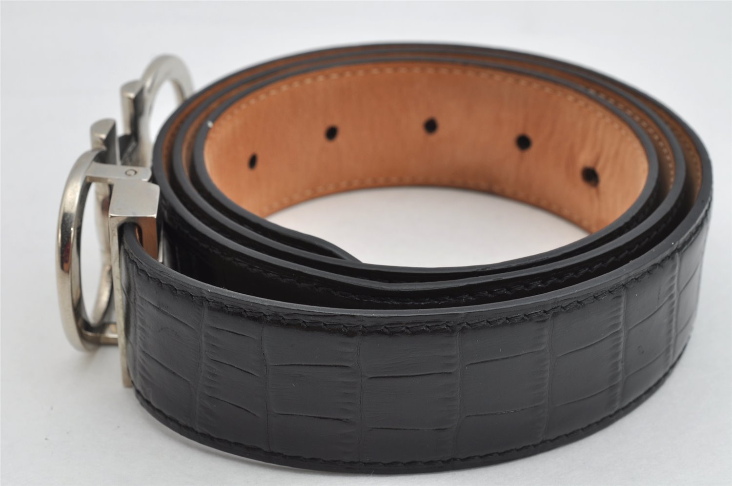 Authentic Salvatore Ferragamo Gancini Belt Leather Size 36.4-40.2