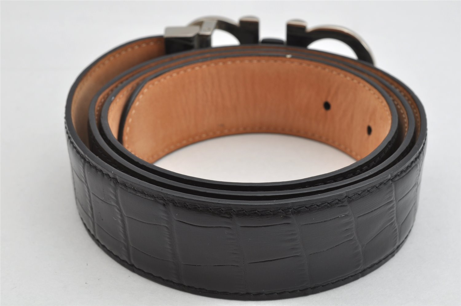 Authentic Salvatore Ferragamo Gancini Belt Leather Size 36.4-40.2