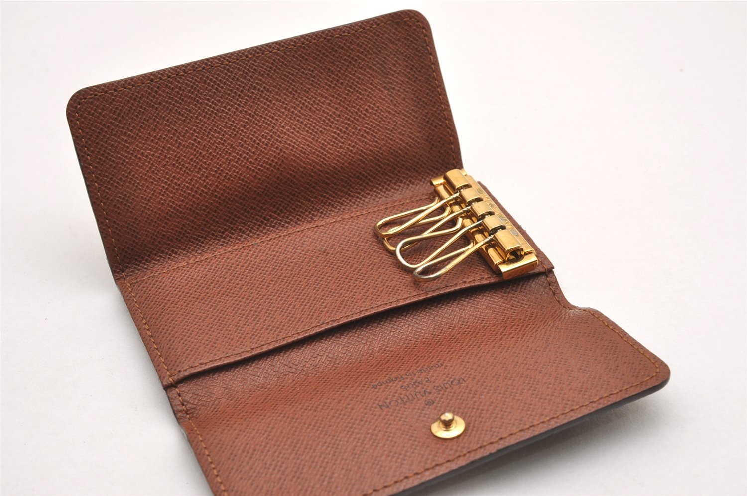 Authentic Louis Vuitton Monogram Multicles 4 Four Hooks Key Case M62631 LV 0888J