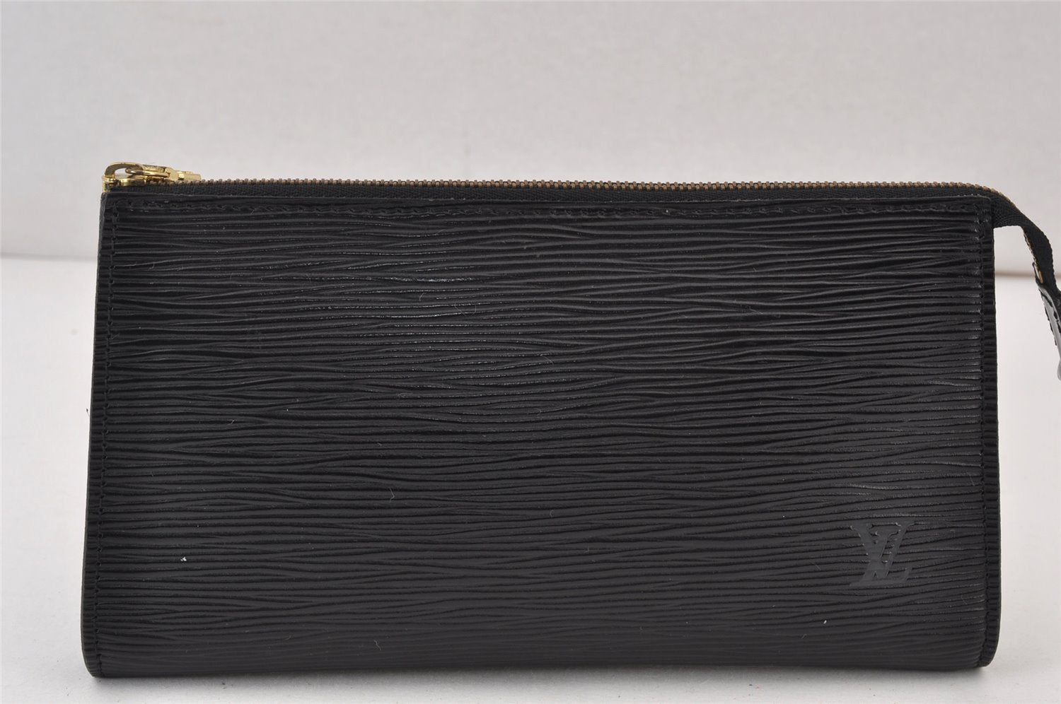 Authentic Louis Vuitton Epi Pochette Accessoires Pouch Black M52952 Junk 0888K