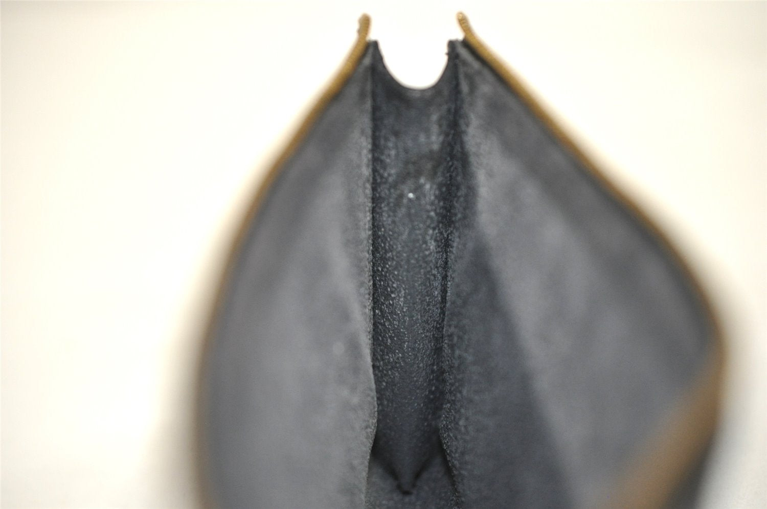 Authentic Louis Vuitton Epi Pochette Accessoires Pouch Black M52952 Junk 0888K