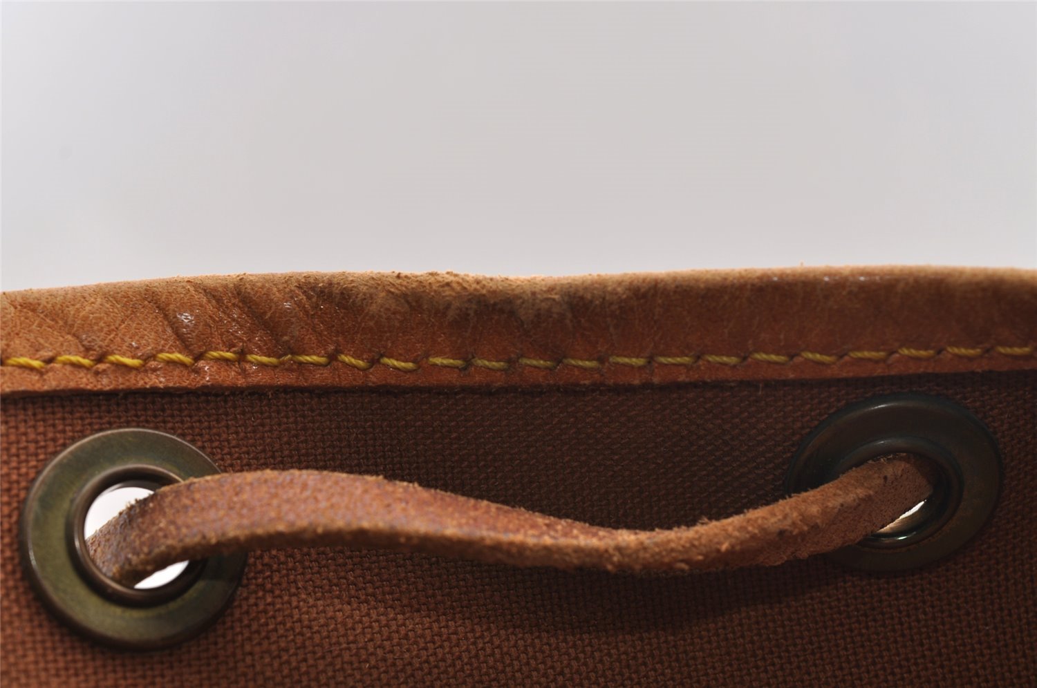 Authentic Louis Vuitton Monogram Noe Shoulder Drawstring Bag M42224 LV 0889I