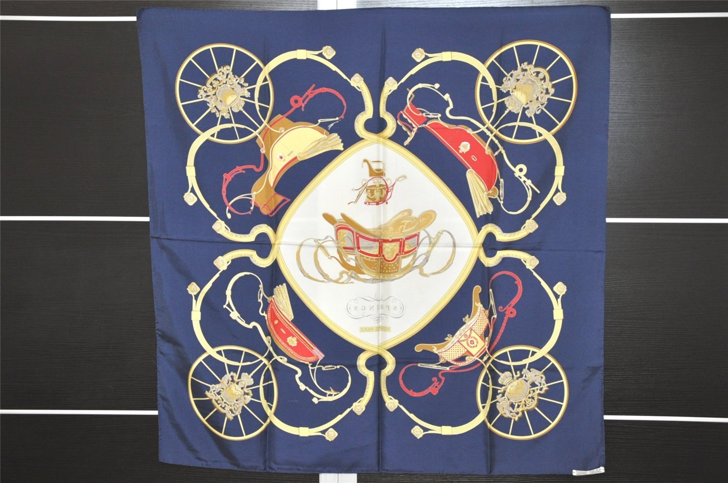 Authentic HERMES Carre 90 Scarf 