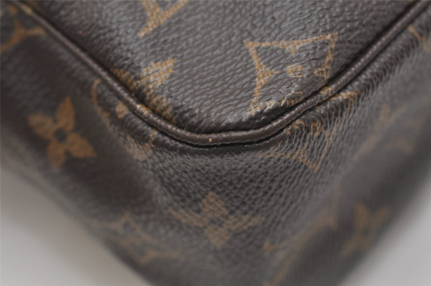 Auth Louis Vuitton Monogram Trousse Toilette 28 Clutch Bag M47522 Junk 0890K