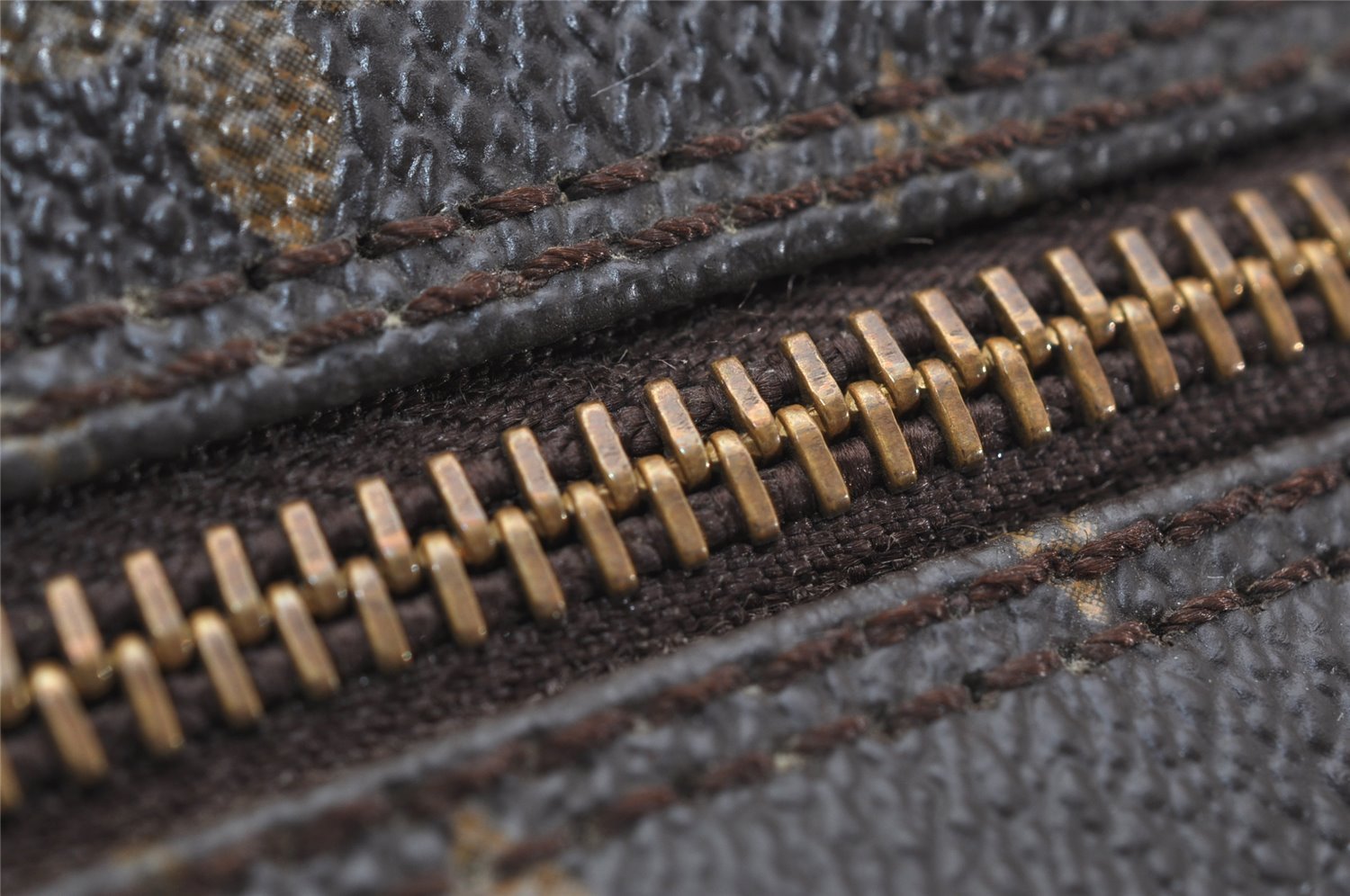 Auth Louis Vuitton Monogram Trousse Toilette 28 Clutch Bag M47522 Junk 0890K