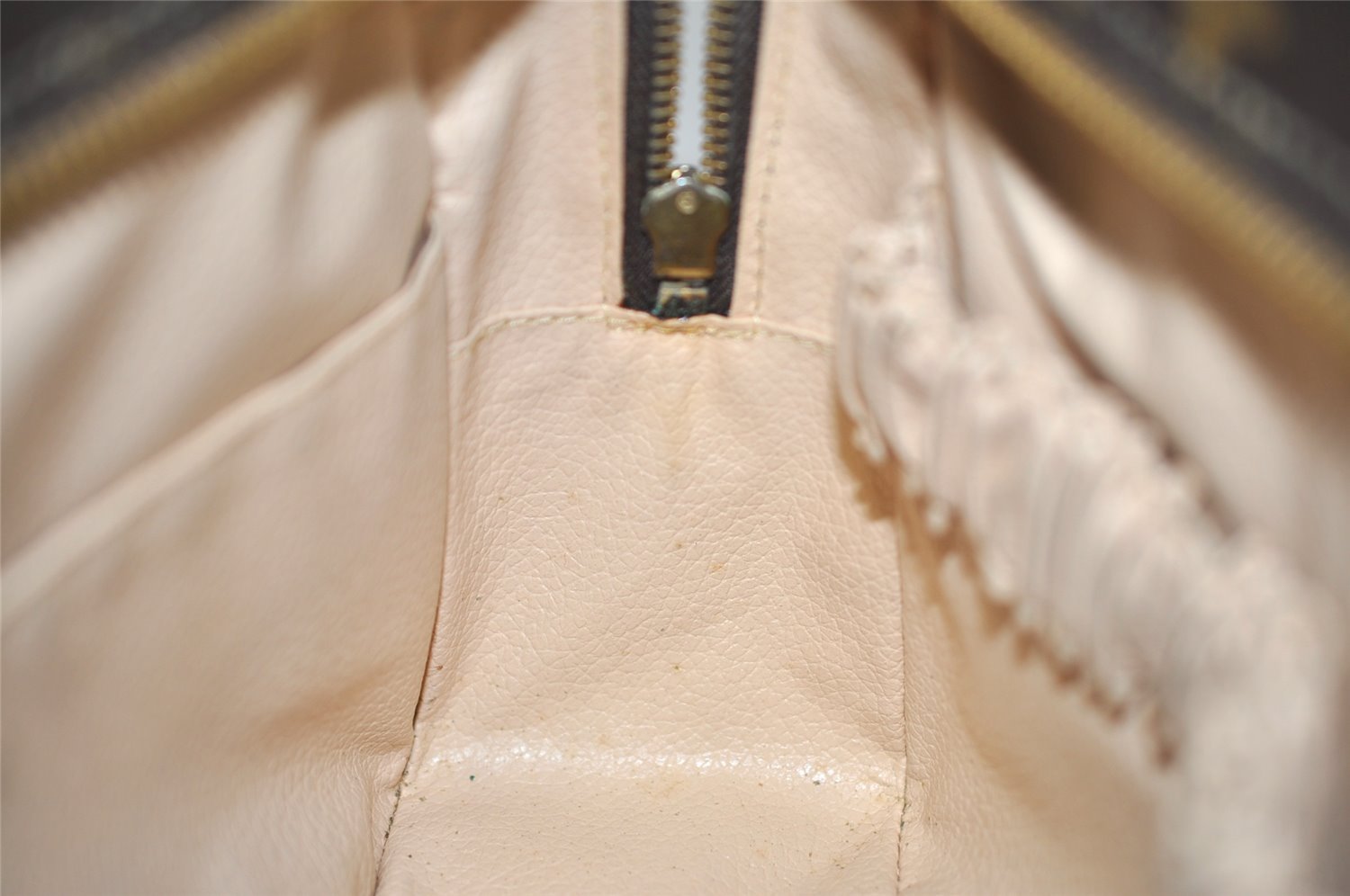 Auth Louis Vuitton Monogram Trousse Toilette 28 Clutch Bag M47522 Junk 0890K