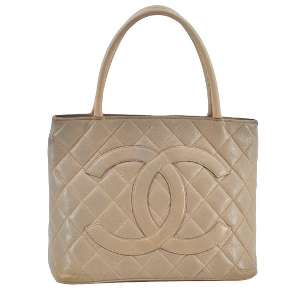 Authentic CHANEL Caviar Skin Medallion CC Logo Shoulder Tote Bag Beige 0892I