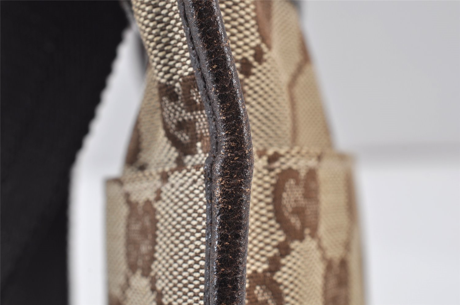 Authentic GUCCI Shoulder Cross Body Bag GG Canvas Leather 27639 Brown 0893K