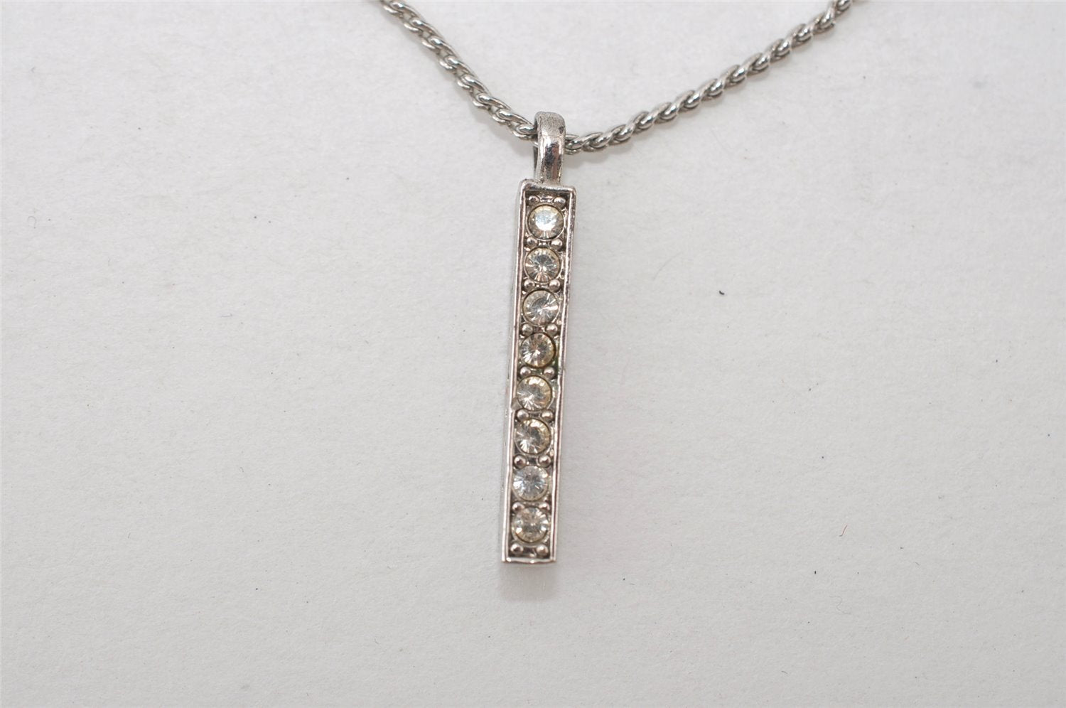 Authentic NINA RICCI Vintage Silver Tone Rhinestone Chain Pendant Necklace 0909J