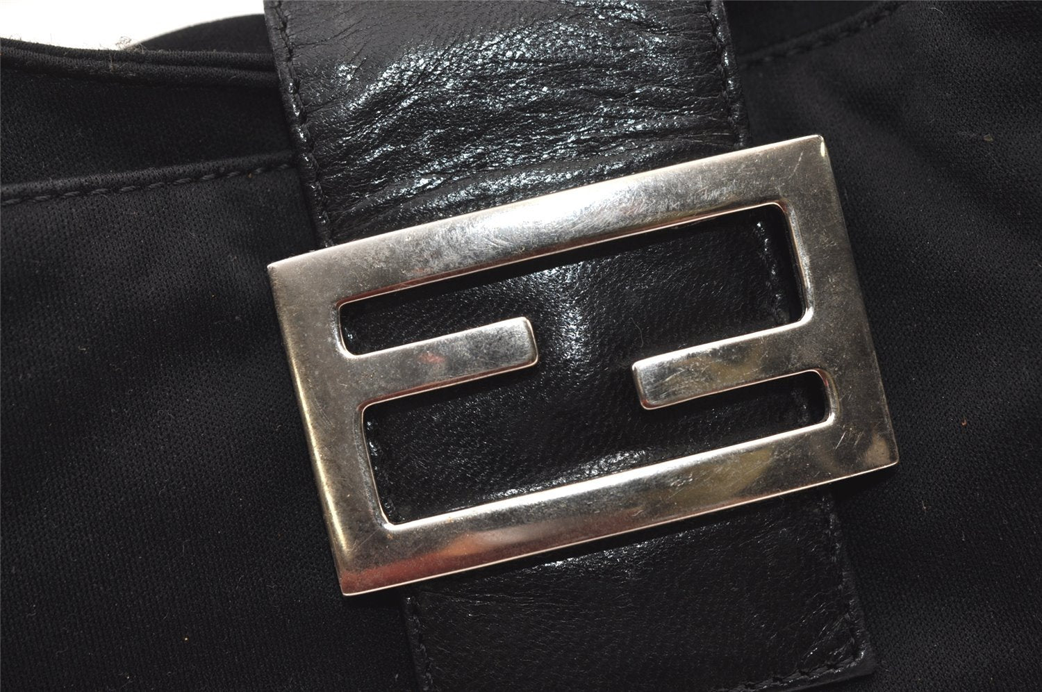 Authentic FENDI Vintage Shoulder Hand Bag Purse Jersey Leather Black Junk 0909K