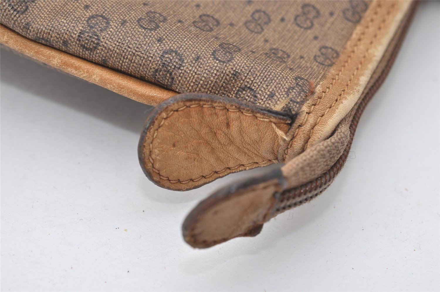 Authentic GUCCI Vintage Micro GG PVC Leather Shoulder Tote Bag Brown 0915J