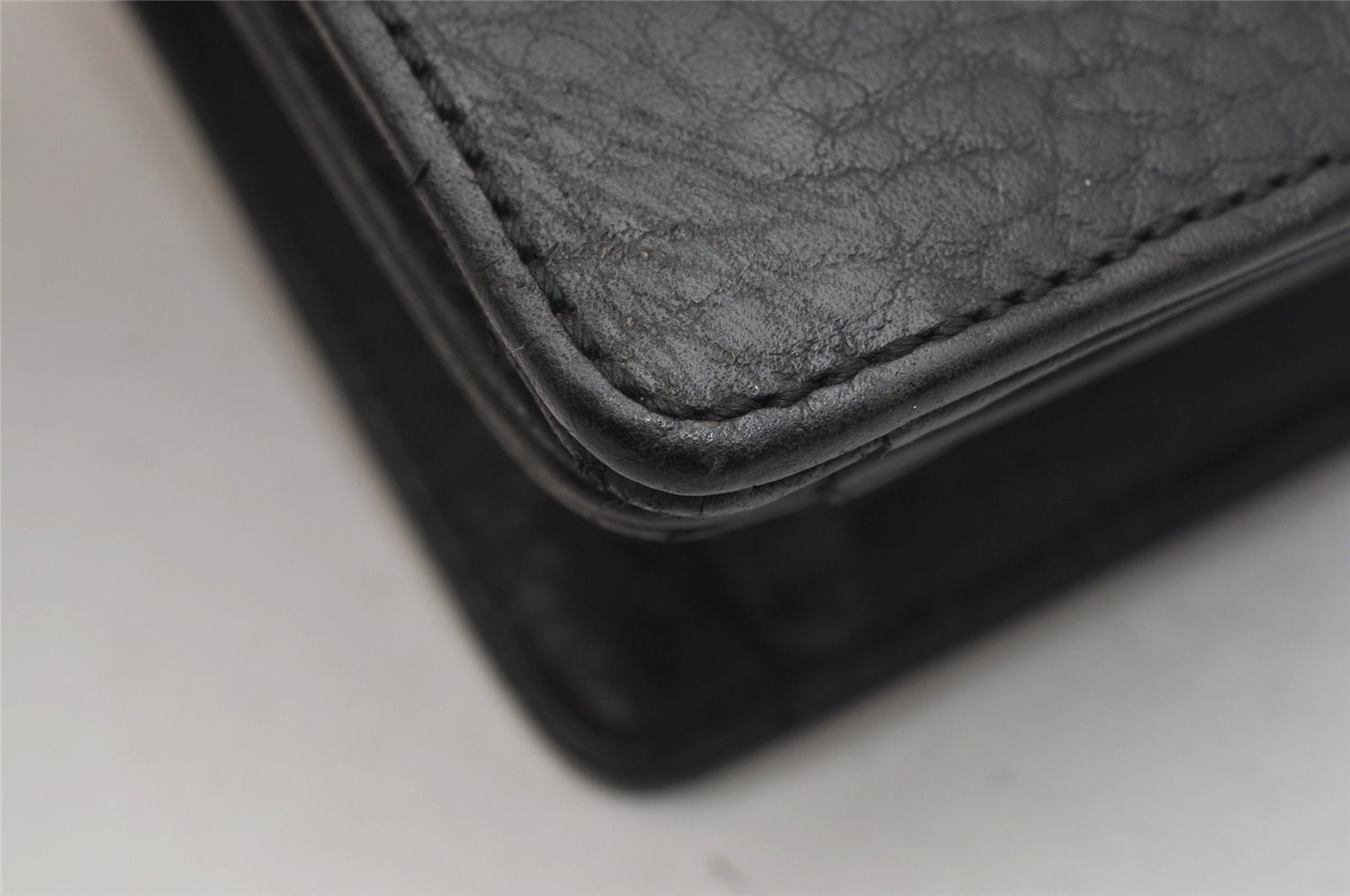 Authentic Burberrys Vintage Leather Clutch Hand Bag Purse Black 0915K