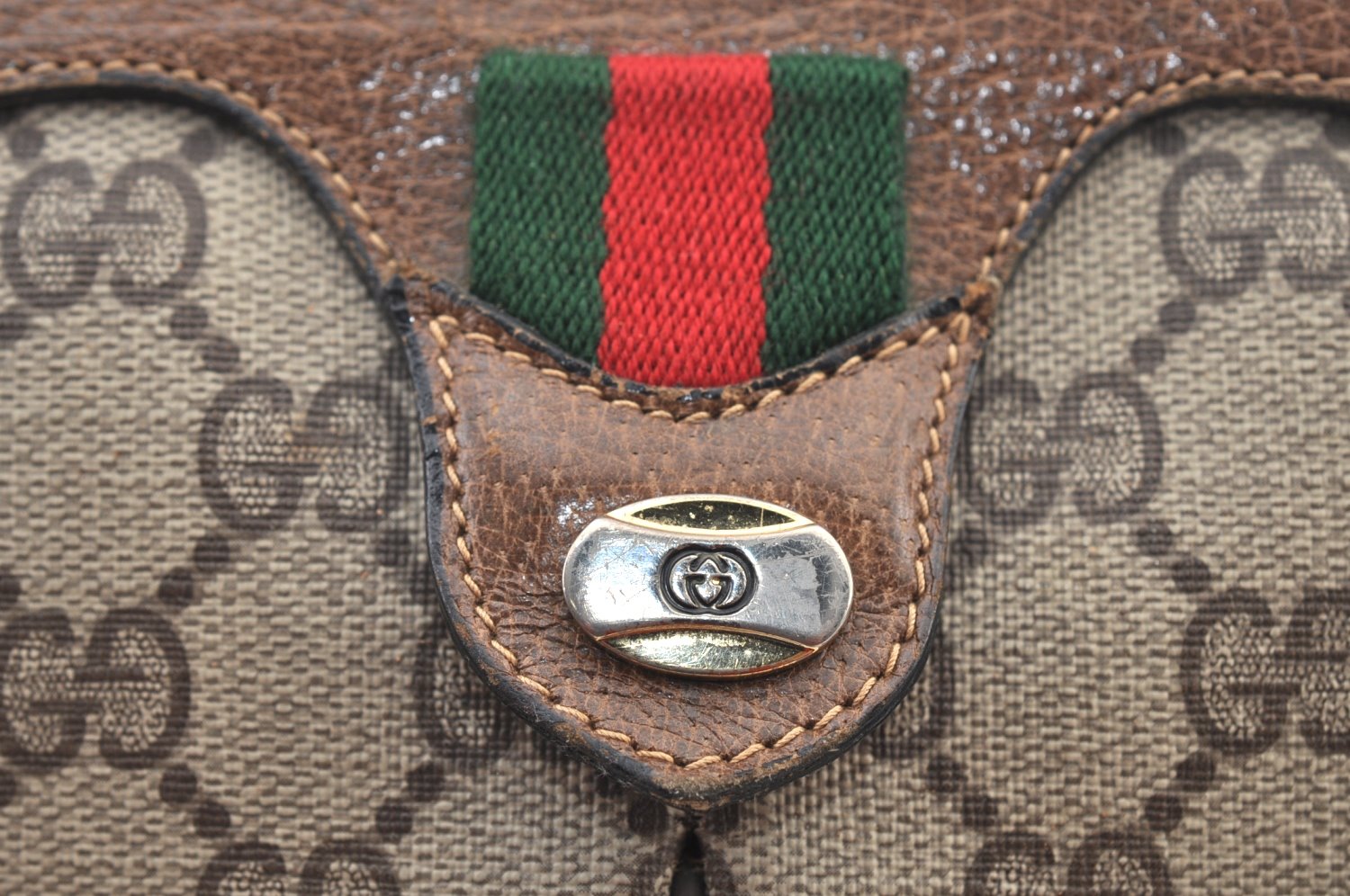 Authentic GUCCI Web Sherry Line Shoulder Cross Bag GG PVC Leather Brown 0916I